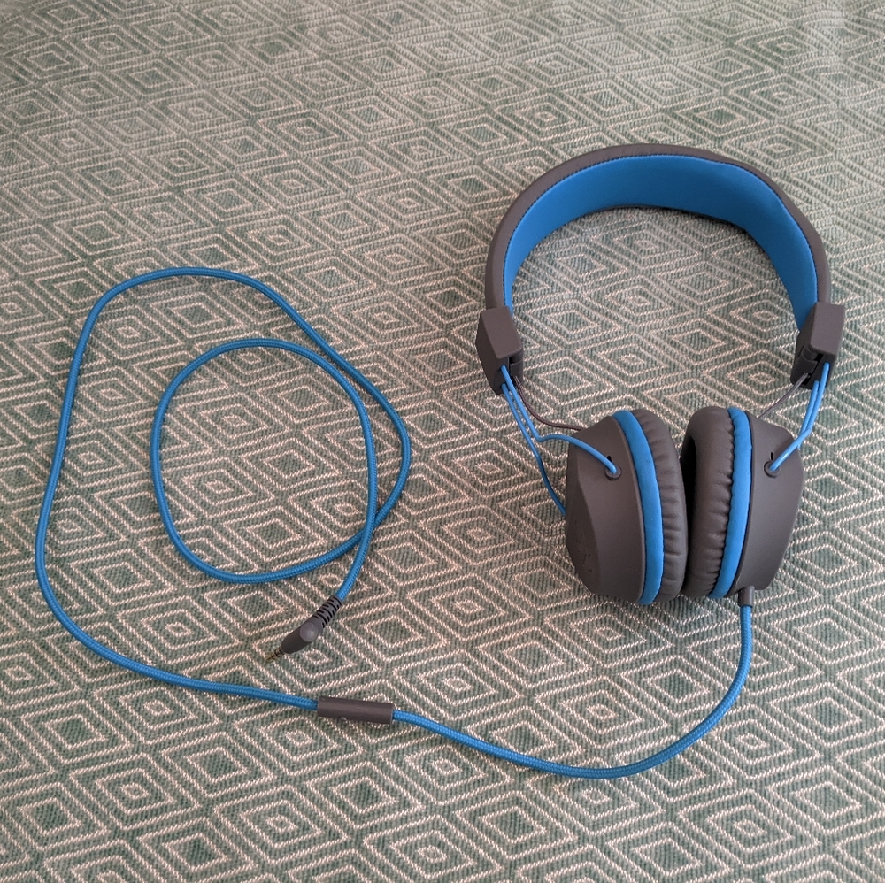JBuddies Studio On-ear Kids Headphones